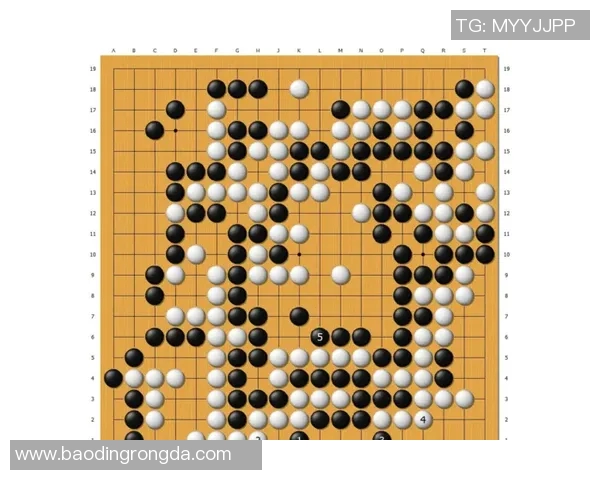 足球明星如何运用防守反击技巧提升比赛胜率的全面解析与实战应用