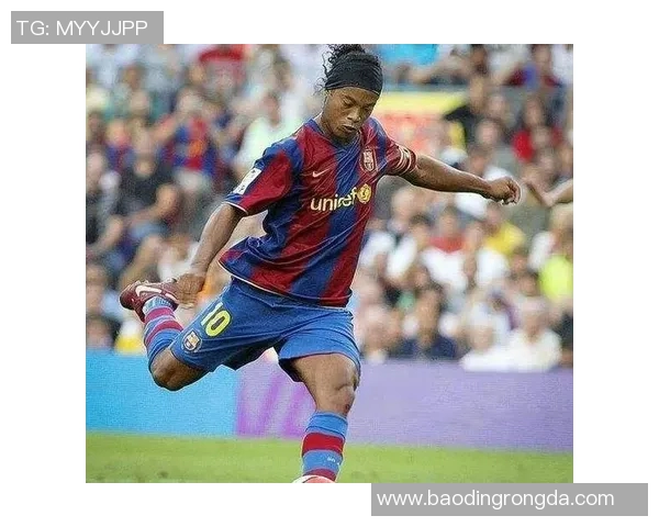足球明星魅力四射的最佳女粉丝照片欣赏与分享